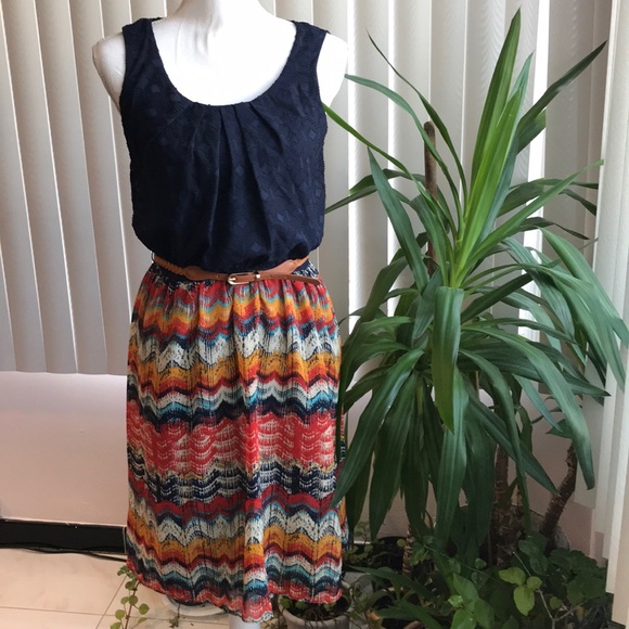 NWOT beautiful dress - Picture 2 of 6